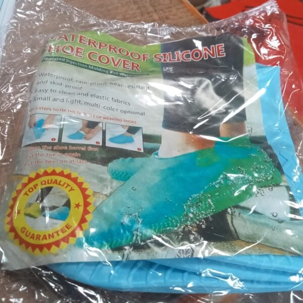 Non-Slip Silicone Rain Anti skid Waterproof Fordable Boot Shoe Cover (Mix Color)