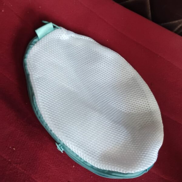 Round Mesh Bra Wash Bag with Zipper for Washing Machine (1 Pc / Mix Size & Design)