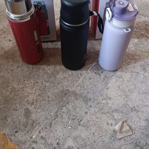 Stainless Steel Vacuum Insulated Water Bottle approx 800ml (1 Pc)