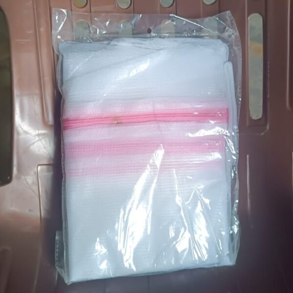 df29421a-fa0c-4840-a8fd-5badf945e47e.jpg Reusable and Durable Zip Mesh Laundry Bag 3 Different Size (3 Pcs Set)