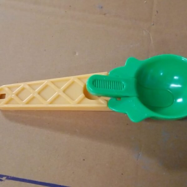 dfa7dea7-e870-4f5a-bd01-12a0d7d39930_c268fec1-b695-4806-a769-c07694935683.jpg 1-Piece Plastic Ice Cream & Watermelon Scooper with Trigger Dipper