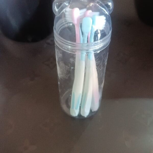 Multipurpose Travel-Friendly Toothbrush Holder with 5 Soft Bristle Toothbrushes