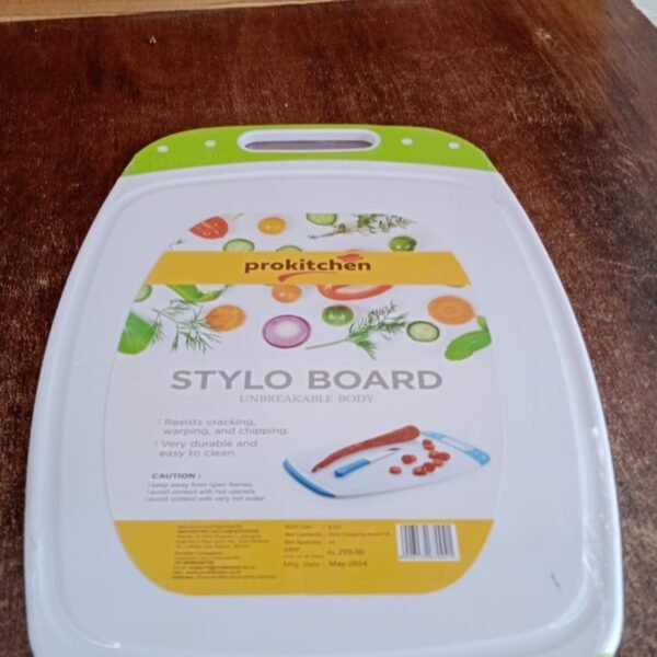 Ganesh Vegetables and Fruits Cutting Chopping, Plastic Board (1 Pc)