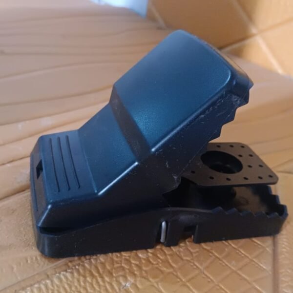Big Mouse trap with extremely highly sensitive trigger mechanism (1 Pc)