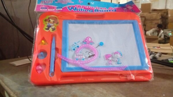 f07f9adf-c1d3-4608-be6e-496dea9cd65b.jpg Magnetic Slate Sketch Pad / Board for Kids (1 Pc / 27 × 19 Cm)