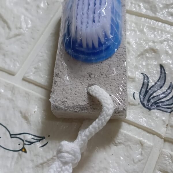 f0d3243a-5b1b-4579-b0de-85246e6b7008.jpg Hand and Foot Brush with pumice stone to Remove Dead Skin
