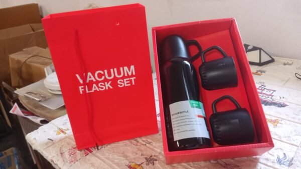 Vacuum Flask Set – Stainless Steel Thermos with 3 Cups, Approx 500ml