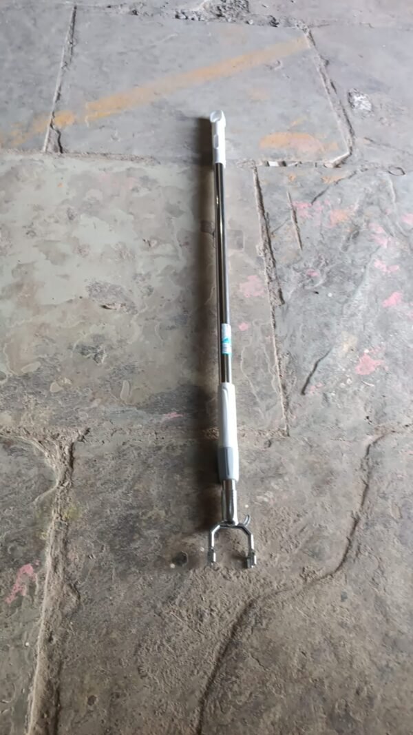 f344d358-3b28-4983-a1ec-3324c9b563fc.jpg Stainless Steel Telescopic Pole Clothes Hooks Hanger (1 Pc / 155 cm)