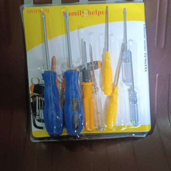 f4235ade-a13b-490a-9e5d-f3197bbcb6c3.jpg 8 -in-1 Multi Screwdriver Hand Tool Kit Set (8 Pcs Set)