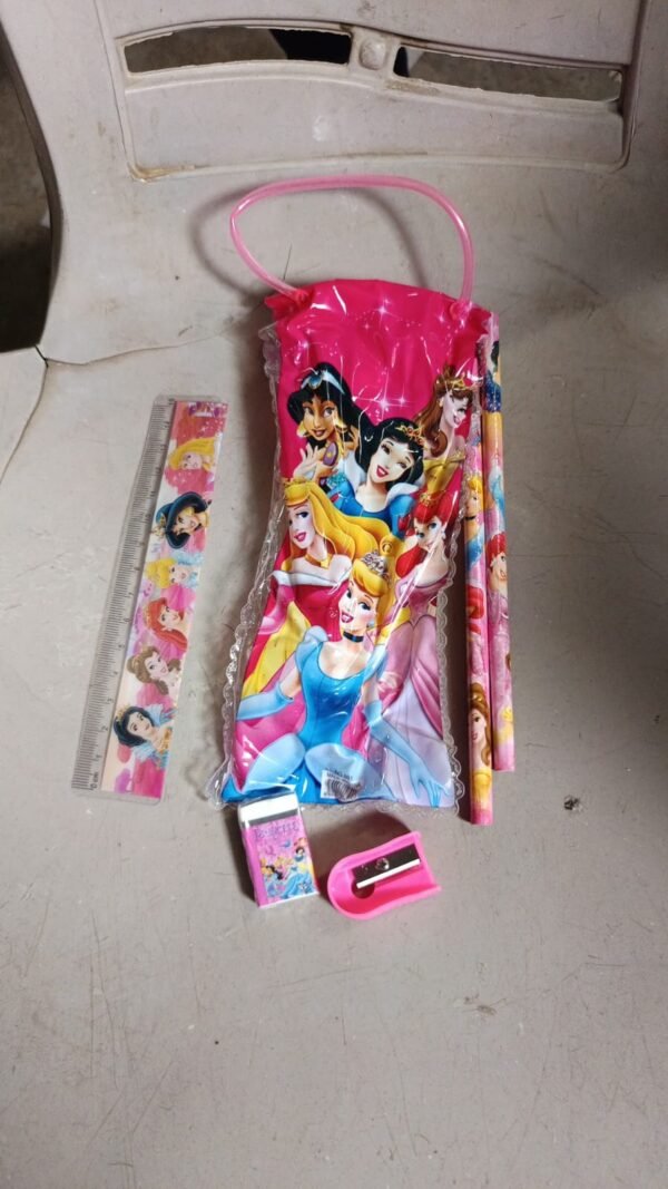 Fun & Functional! 5-in-1 Cartoon Pencil Set for School & Play (5 Pc)