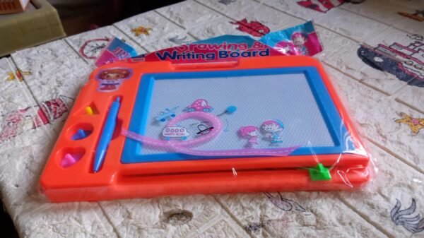 Children’s Magic Slate Doodle Pad Erasable Drawing & Writing Board (1 Pc)
