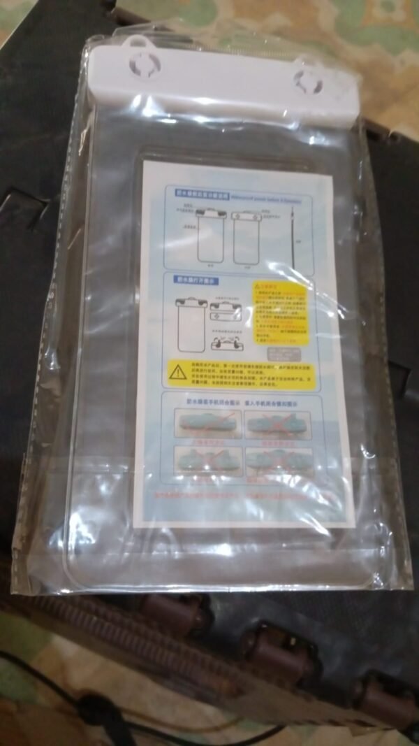 f9bb734a-6112-45a4-974b-7a051cd312d8.jpg Waterproof Pouch Lock Mobile Cover Underwater Mobile Case All Type Mobile (1 Pc)