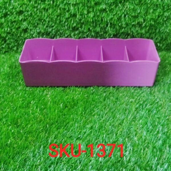 fbefb91b-8064-4b50-88db-f3ec1804dbae.jpg Dividers Tray Organizer Clear Plastic Bead Storage Tray (Multicolour)