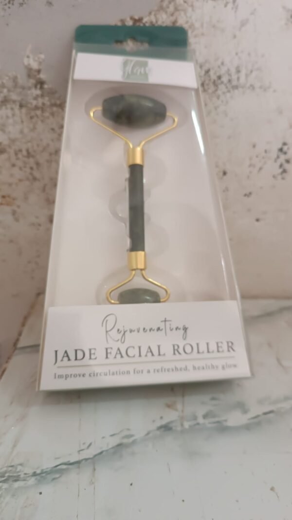 fca7d127-df28-47d7-b5b7-734833580d72.jpg Dual-Headed Jade Facial Massage Roller (1 Pc)