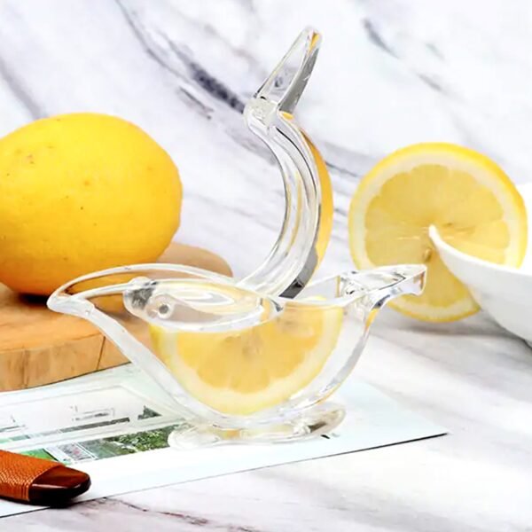 juicer5_91960891-fd8a-470a-90f6-7baf67c22b3e.jpg Bird-Shaped Lemon Squeezer for Citrus Fruits (Portable, Color Box)