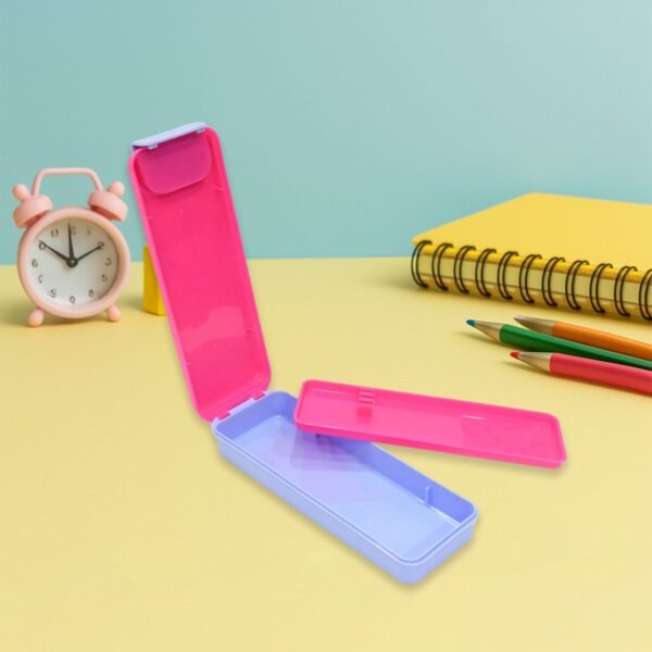 pencil-box-02_5a6b7031-0831-40a6-bb85-cf4cdcc46741.jpg Stylish Cartoon Printed Hard Top Pencil Box for Kids (1 Pc / Mix Design)