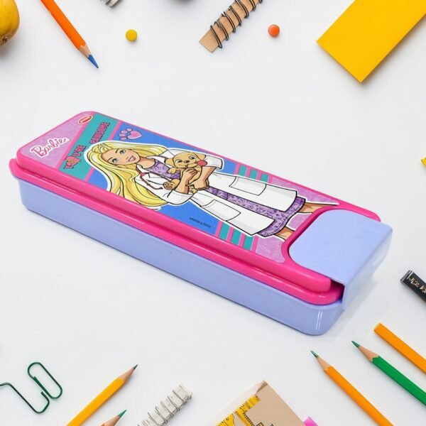pencil-box-04_472db652-9b4a-4b39-bd93-7ced82f79c09.jpg Stylish Cartoon Printed Hard Top Pencil Box for Kids (1 Pc / Mix Design)