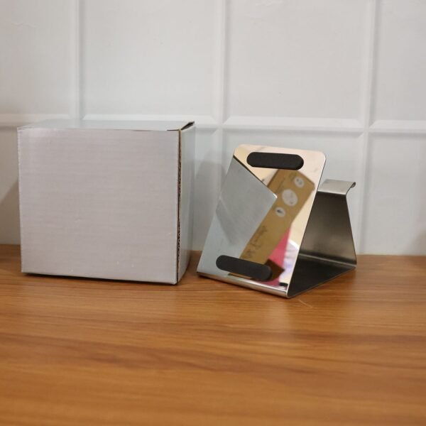 phoneHolder-live_cdec13b7-5208-40d5-b1e7-0acdfb5afefd.jpg Premium Big Desktop Mobile Phone Stand Holder for Smartphones (1 Pc)