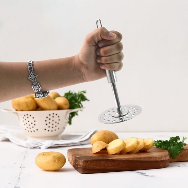 potatomasher-03.jpg Supermom Heavy Duty Stainless Steel Potato Masher (1 Pc)