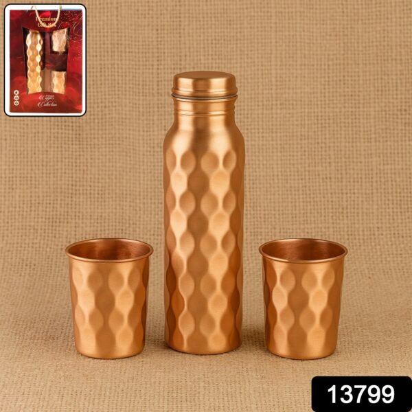 sku_0f575206-c4b5-4d4f-bf60-e5ad2249ab13.jpg Diamond Cut Copper Water Bottle 2 Glasses with Gift Box (3 Pcs Set)