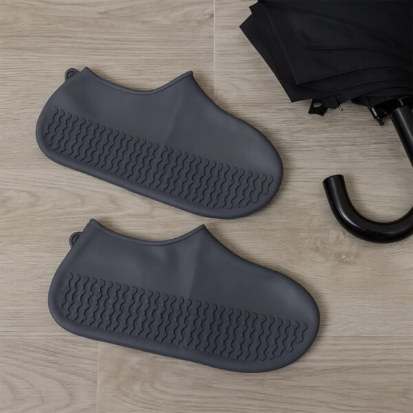 Grey Non-Slip Silicone Rain Reusable Anti skid Waterproof Fordable Boot (1 Pair)